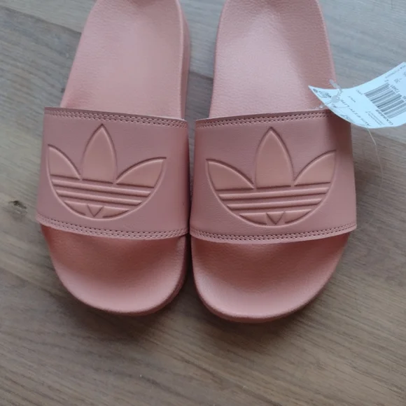 Adidas Slides adelitte